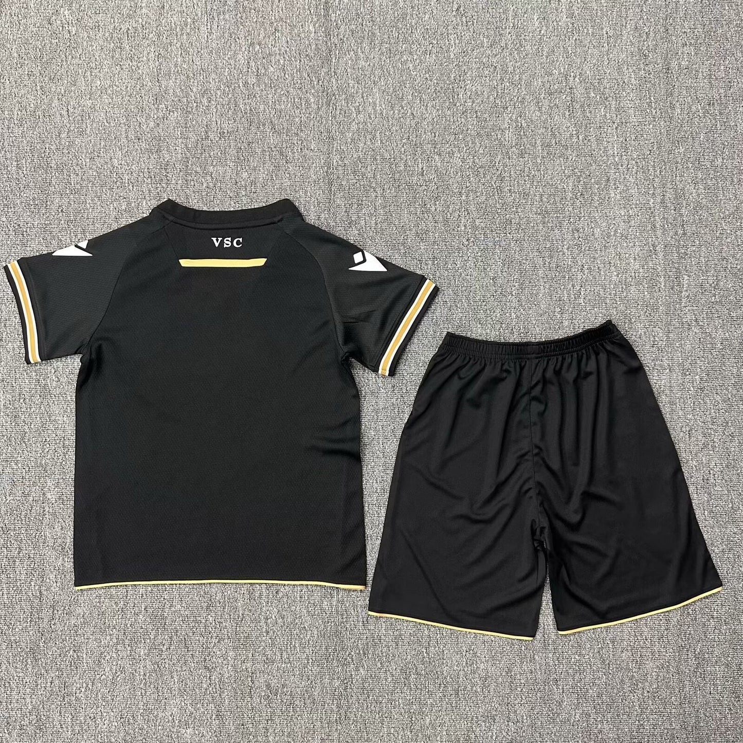 Kit Criança Vitória SC Secundária - 24/25