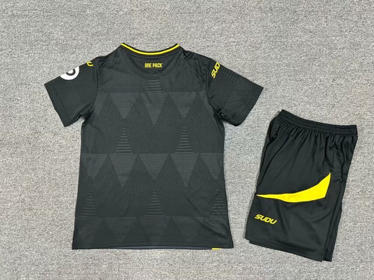Kit Criança Wolverhampton Secundária - 24/25