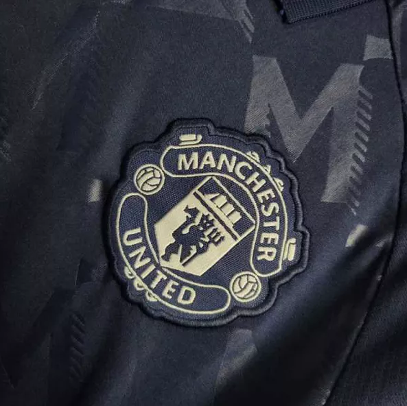 Kit Criança Manchester United Secundária - 24/25