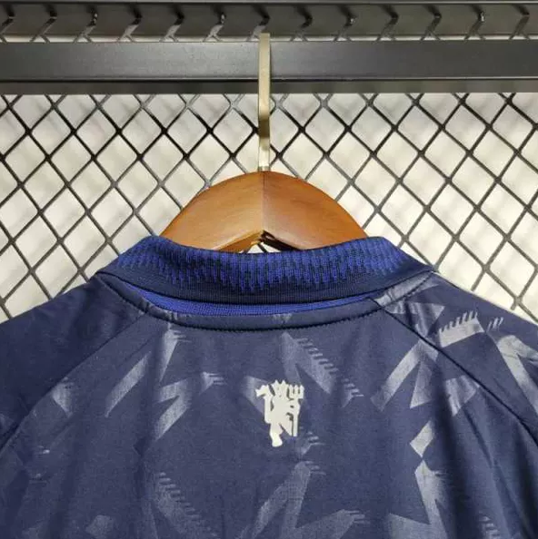 Kit Criança Manchester United Secundária - 24/25