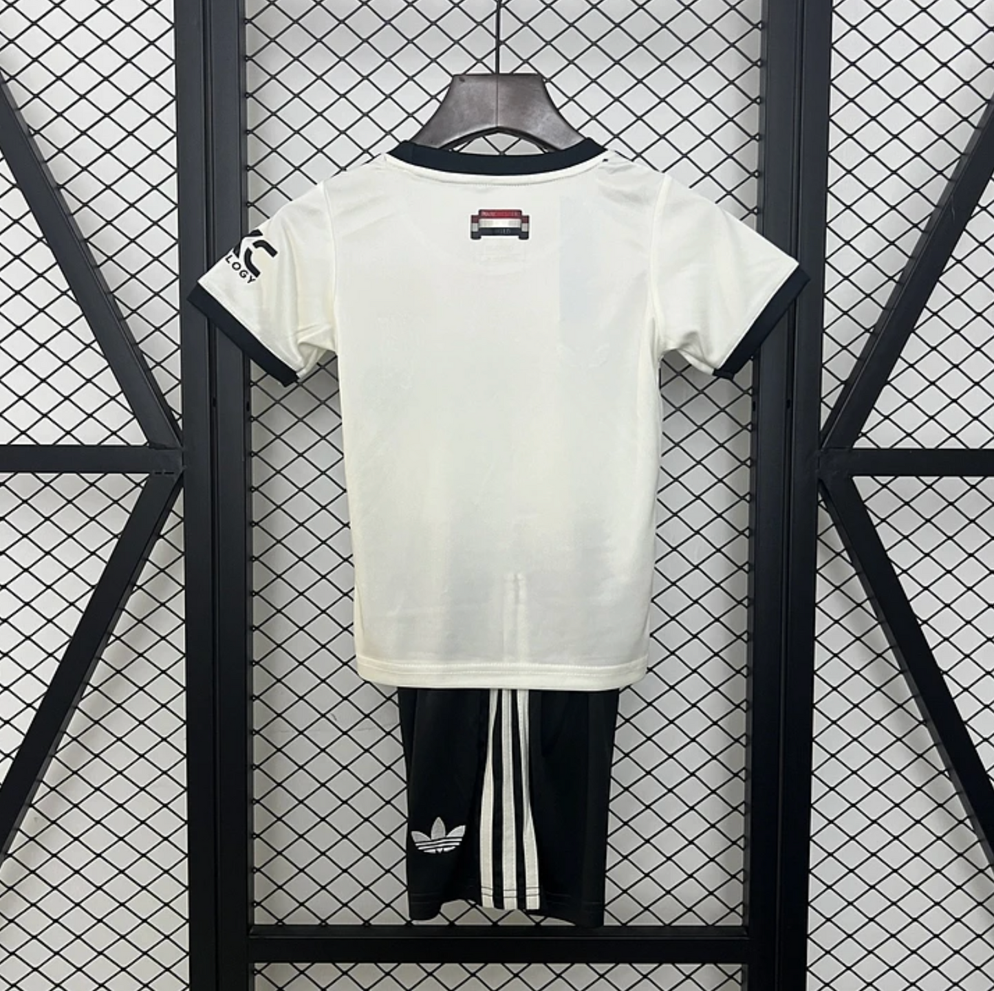 Kit Criança Manchester United Terceira - 24/25