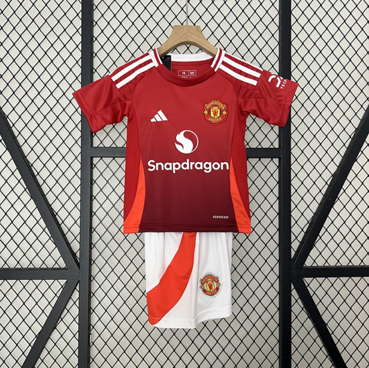 Kit Criança Manchester United Principal - 24/25
