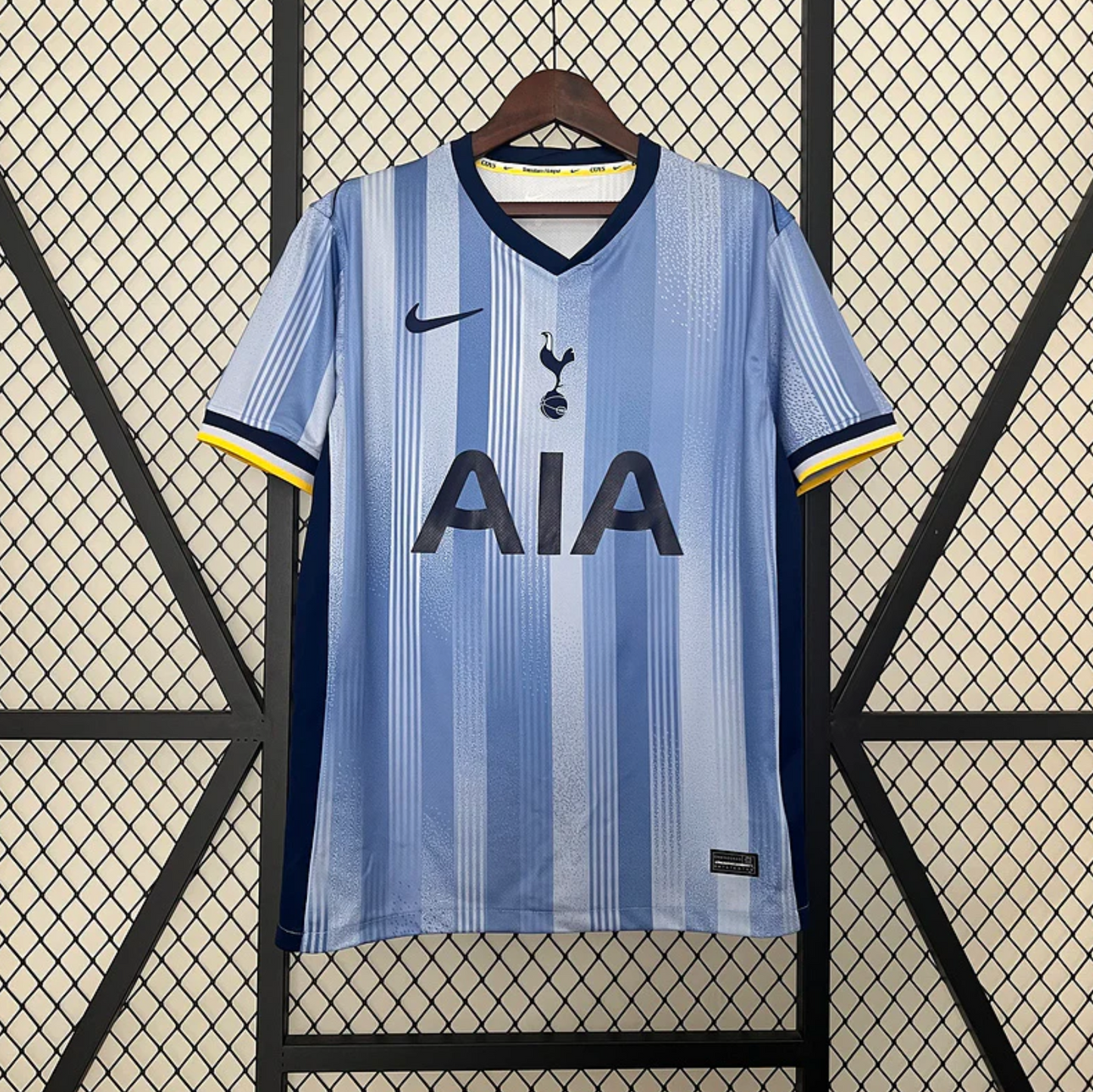 Camisola Tottenham Secundária - 24/25
