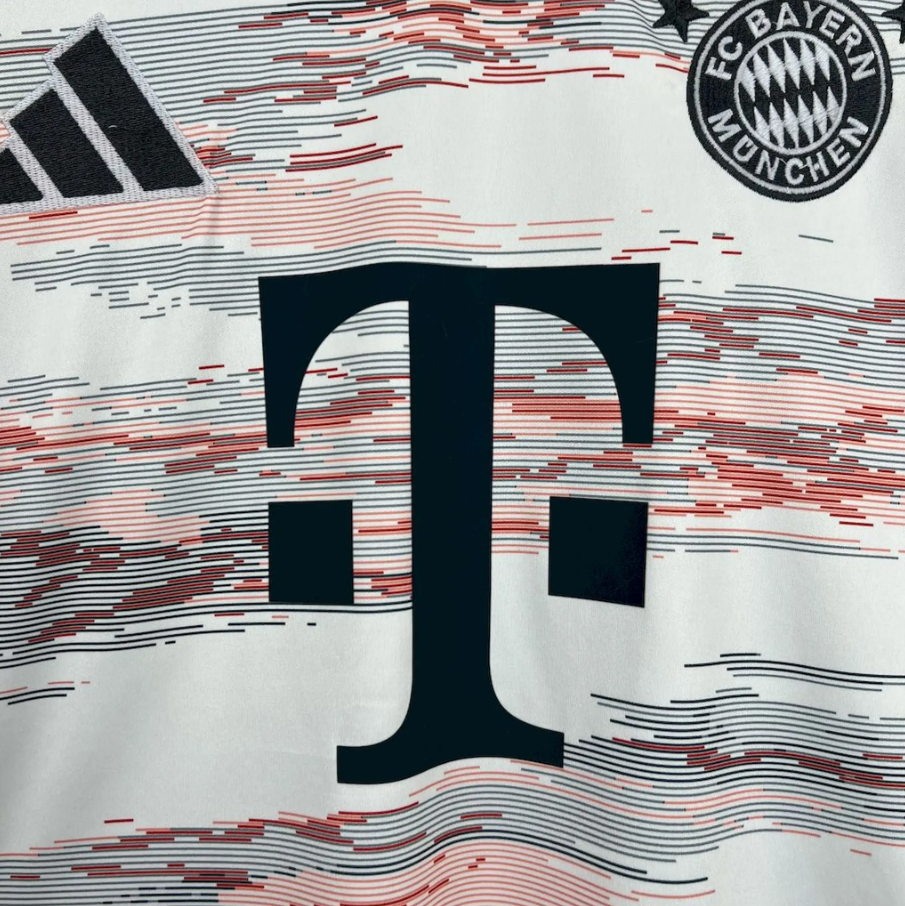 Camisola Bayern Munich Secundária - 25/26