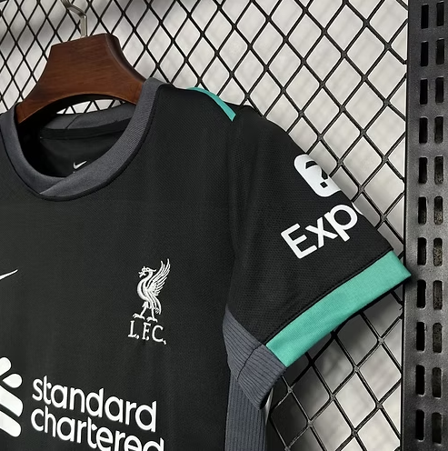 Kit Criança Liverpool Secundária - 24/25